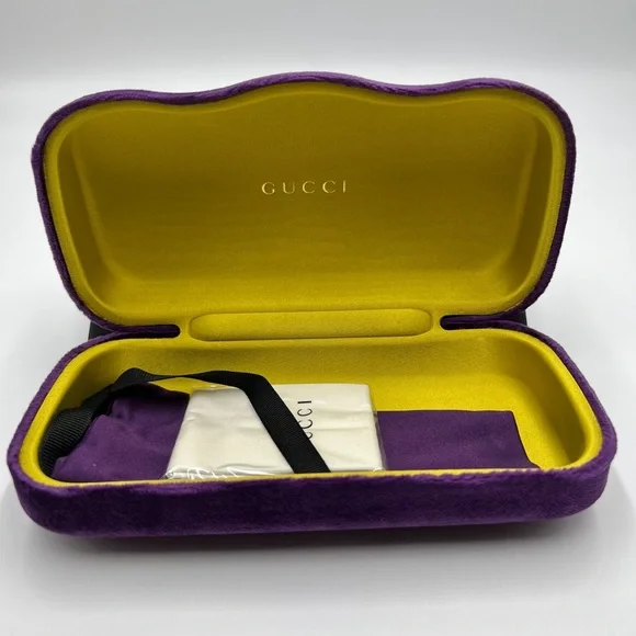 Gucci | Accessories | Gucci S Purple Velvet  display picture 1
